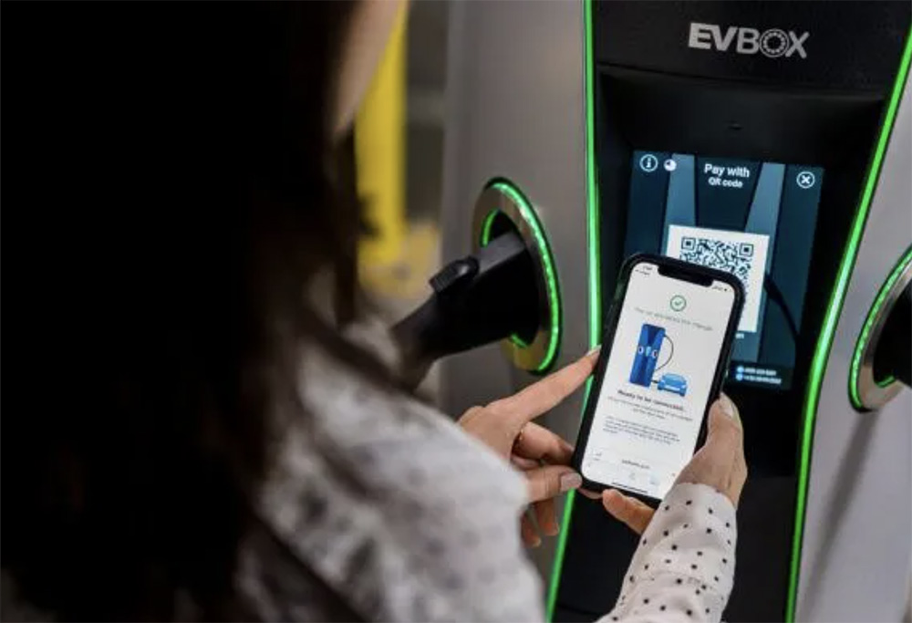 EV Connect, Flash and Qmerit ally to provide a unified system of parking and charging